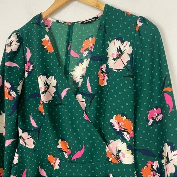 EXPRESS Floral Elastic Waist Fit Flare Dress - Picture 7 of 12